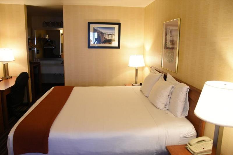 Howard Johnson By Wyndham Middletown Newport Area מראה חיצוני תמונה