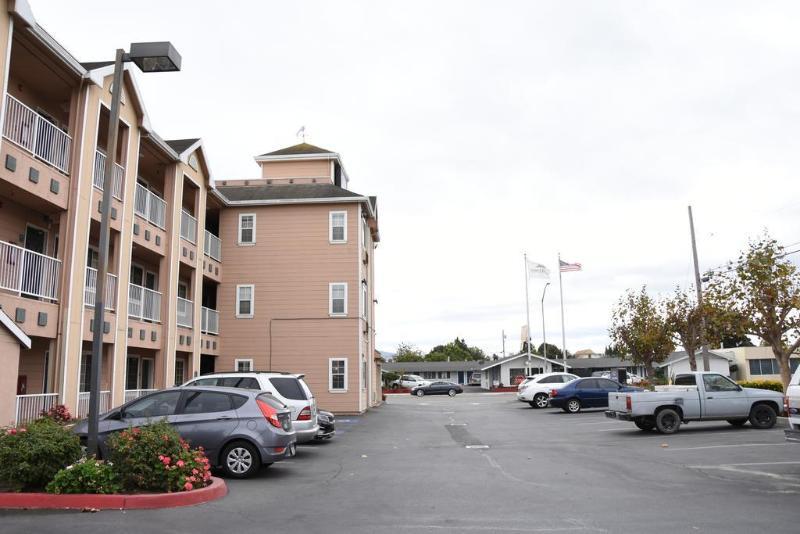 Howard Johnson By Wyndham Middletown Newport Area מראה חיצוני תמונה